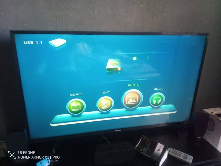 Hisense 49 inch photo 1