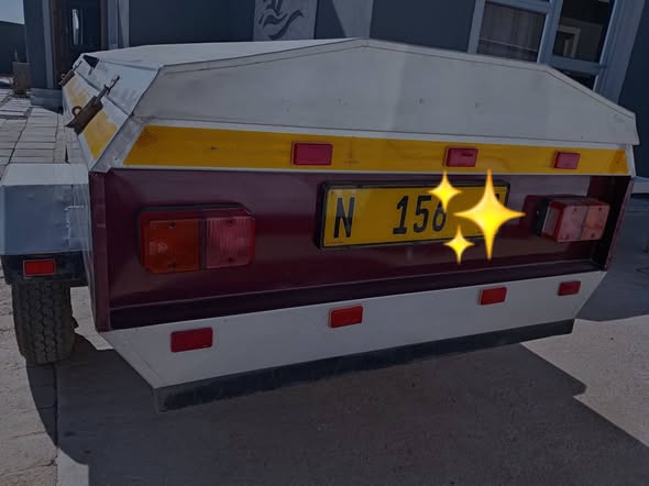 Venter box body trailer photo 2