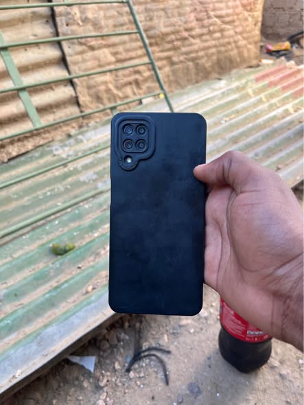 Samsung A12 photo 2