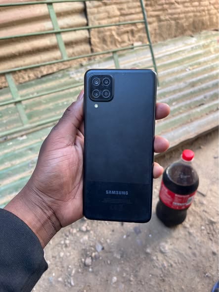 Samsung A12 photo 3
