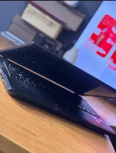 LENOVO LAPTOP WITH DEAD SCREEN photo 1