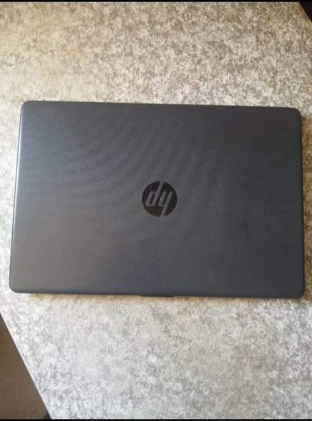 Hp laptop photo 4