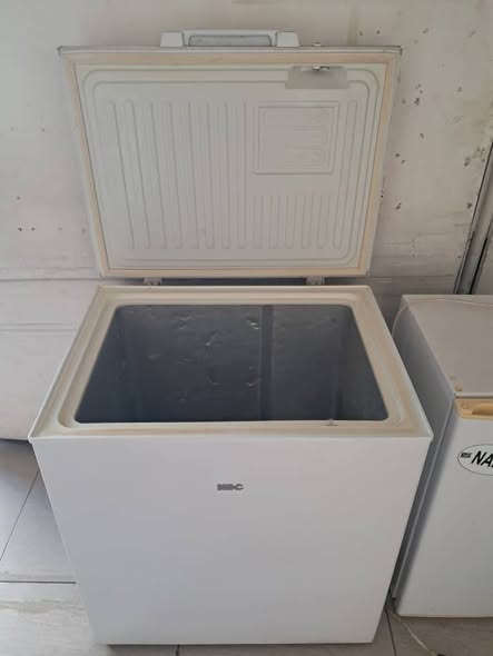 210L deep freezer photo 2