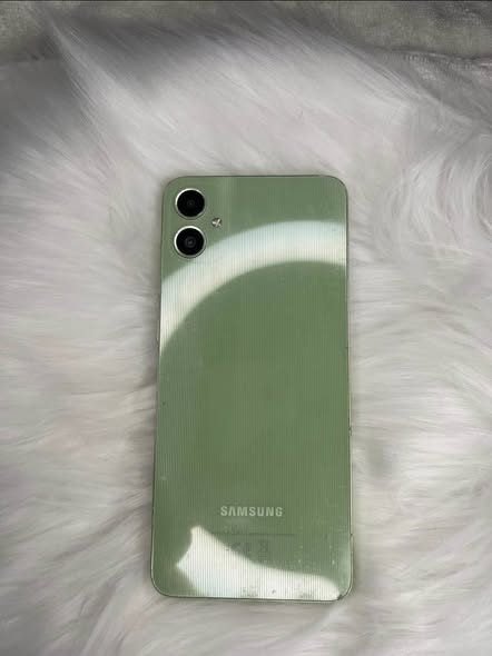 Samsung galaxy A05 photo 1