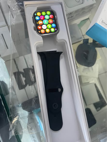 S8 Smart Watch photo 1