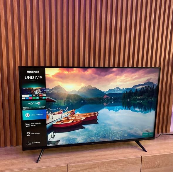 Hisense 43inch Smart TV photo 3