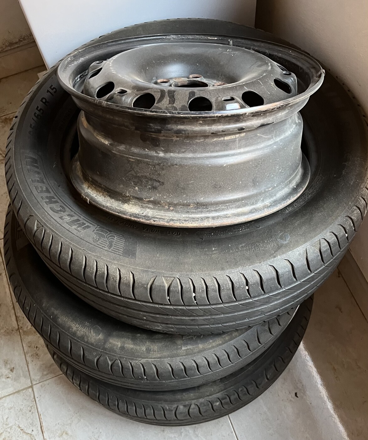 3x Michelin primacy tyres r15/65/195 photo 2