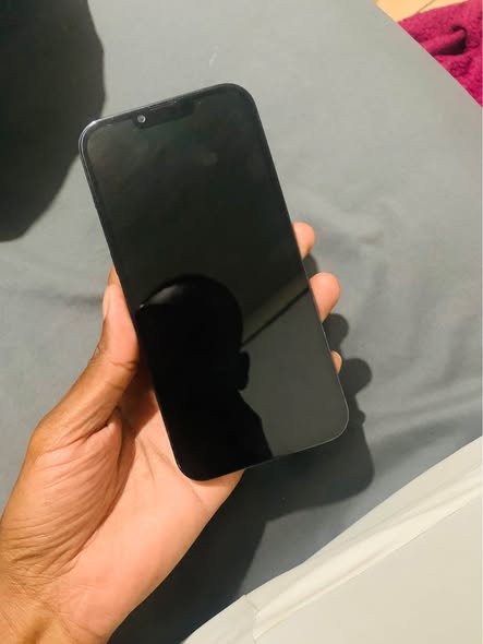 iPhone 13 Pro Max 128gig photo 2