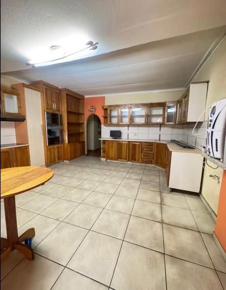 Eros freestanding house for rent photo 3