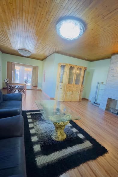 Eros freestanding house for rent photo 5