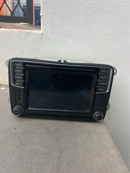 AMAROK V6 2021 VOLKSWAGEN RADIO photo 1