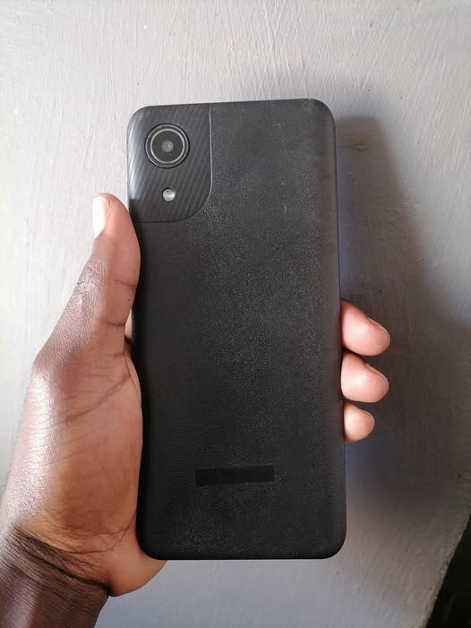 Samsung A03 photo 1