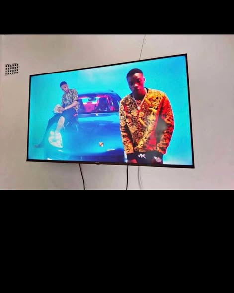 42inch Samsung tv photo 2