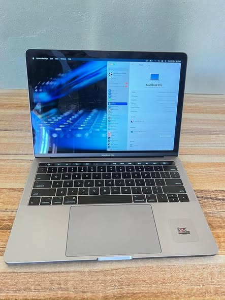 MACBOOK PRO RETINA photo 1