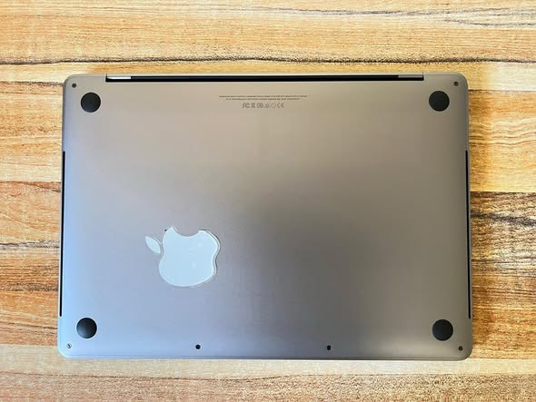 MACBOOK PRO RETINA photo 4