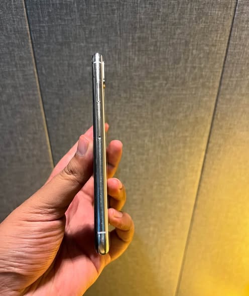 IPHONE XS MAX 256GB photo 2