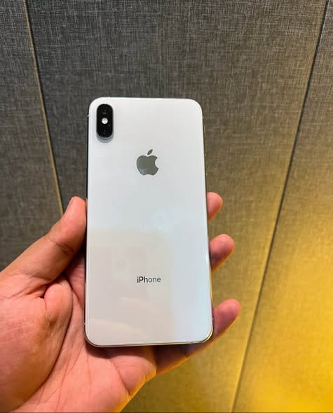 IPHONE XS MAX 256GB photo 1