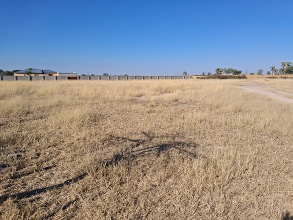 2500 Square Meters Plot photo 2