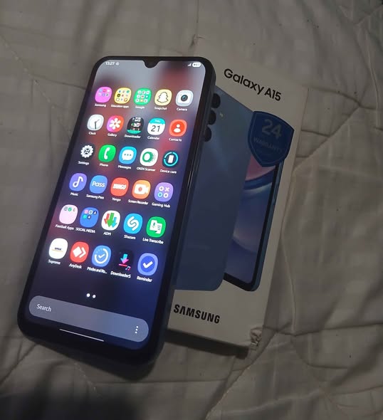 Samsung A15 photo 1