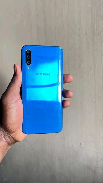 Samsung a50 photo 2