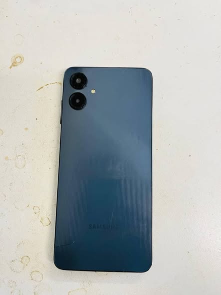 Samsung A06 photo 2