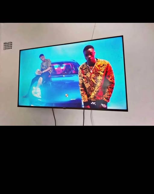 42 inch Samsung TV with remote photo 1