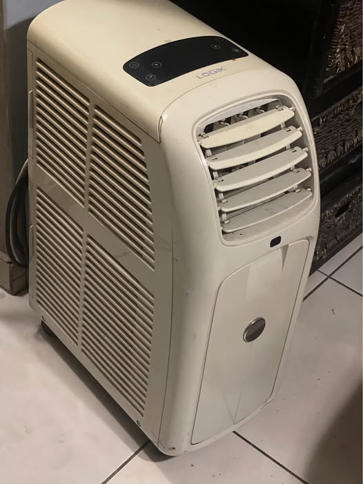 Logik portable aircon photo 1