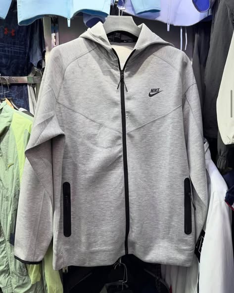 Nike tracksuit photo 5