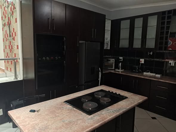 House available for Rent in old Rocky Crest photo 4