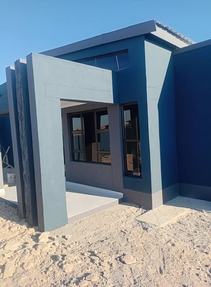 HOUSE FOR SALE IN ONDANGWA EXT 28 photo 2