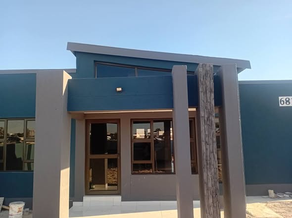 HOUSE FOR SALE IN ONDANGWA EXT 28 photo 5