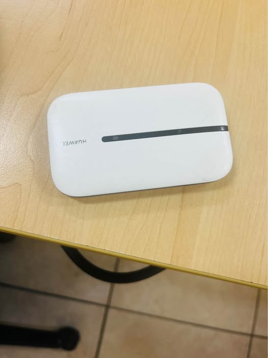 Pocket WiFi photo 1