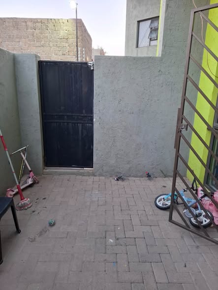 3 beddroom flat for sales in Cara Bela Court-Wanahenda photo 5