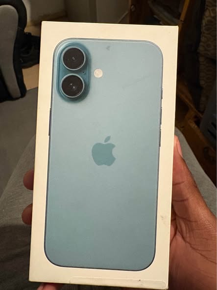 iphone 16 | 128GB photo 3