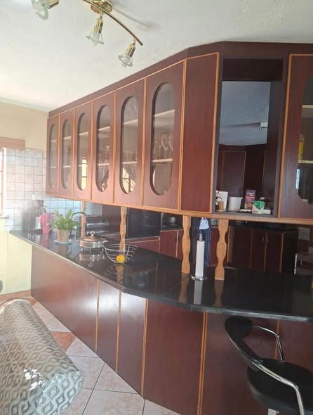 Beautiful and very spacious family home located in Pionierspark ext 1 photo 3