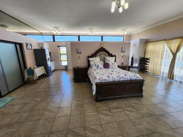 House for Sale photo 1