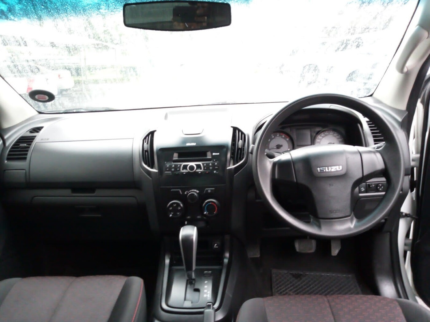 ISUZU D-MAX 250 HO HI-RIDER photo 5