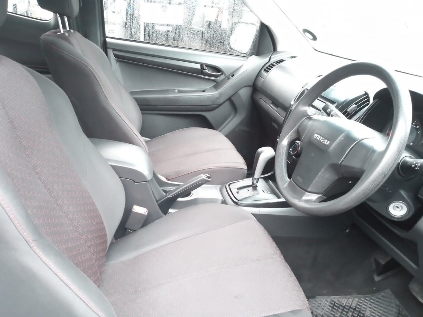 ISUZU D-MAX 250 HO HI-RIDER photo 4