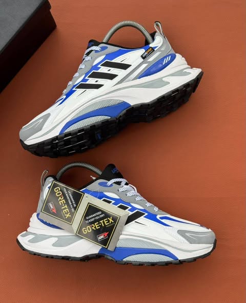 Different types of sneakers photo 4