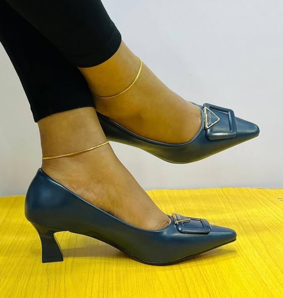 Ladies heels photo 5