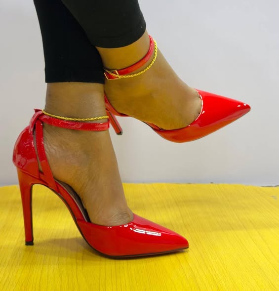 Ladies heels photo 1
