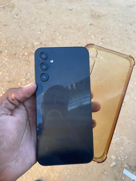 Samsung A24 photo 5