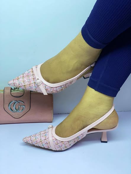 Ladies heels photo 2
