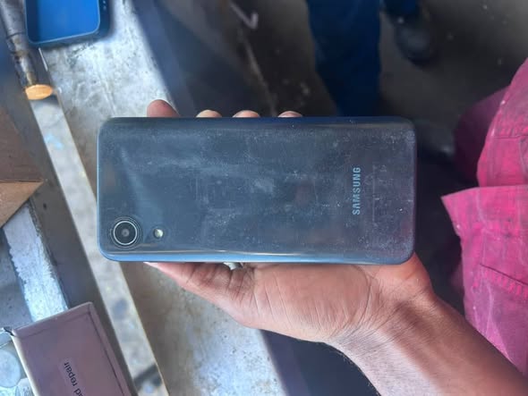 Samsung A03 photo 2