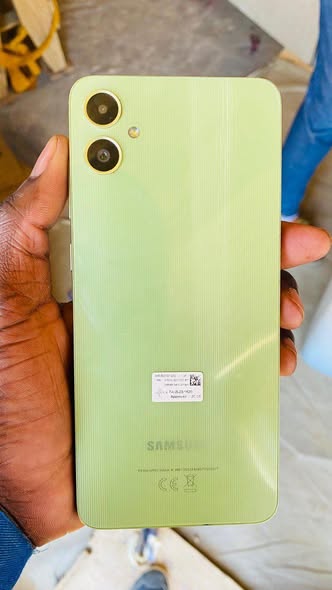 Samsung A05 photo 2