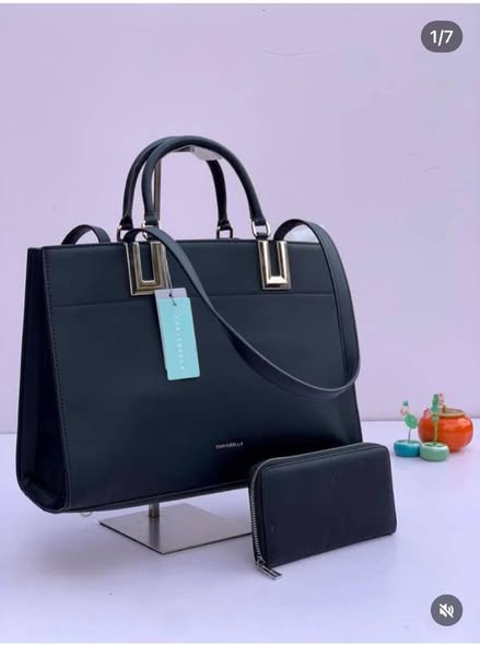 CHRISBELLAR BAG photo 3