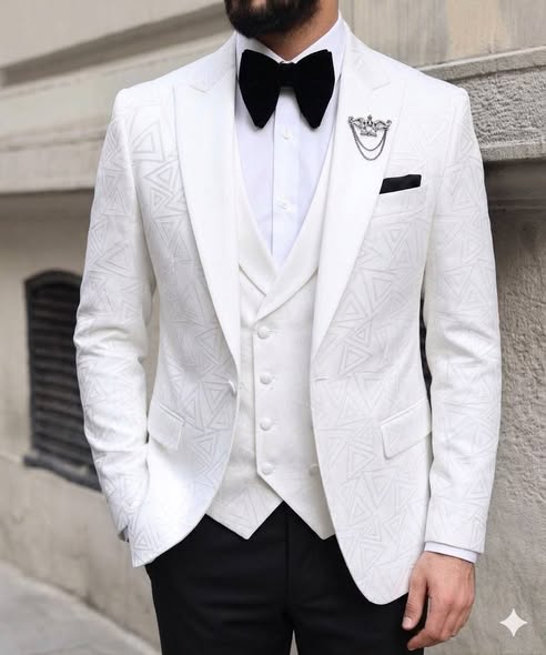 SUIT photo 5