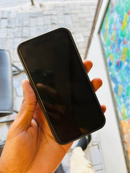 iPhone 11 128gig photo 5