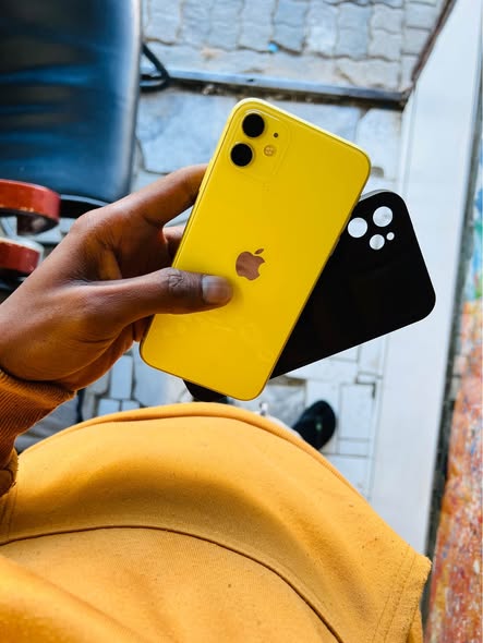 iPhone 11 128gig photo 1