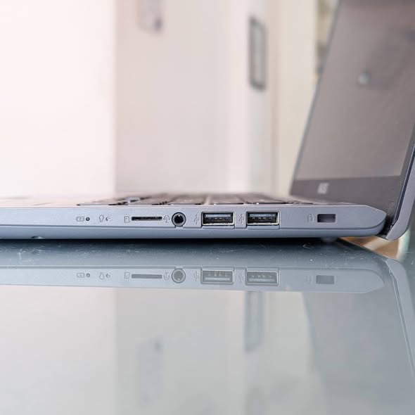 15" ASUS LAPTOP photo 4